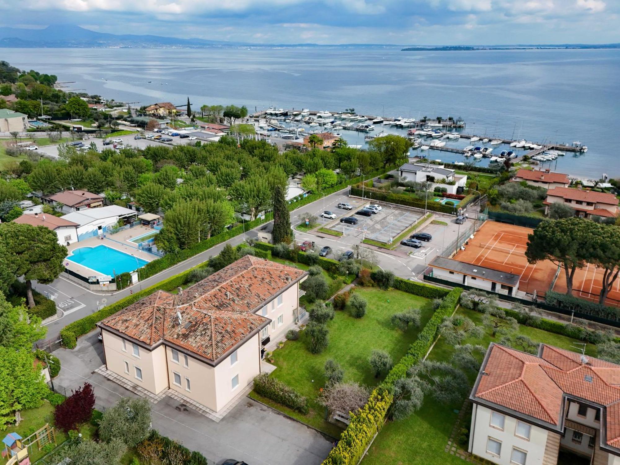 Appartamento Martina Moniga del Garda Exteriör bild